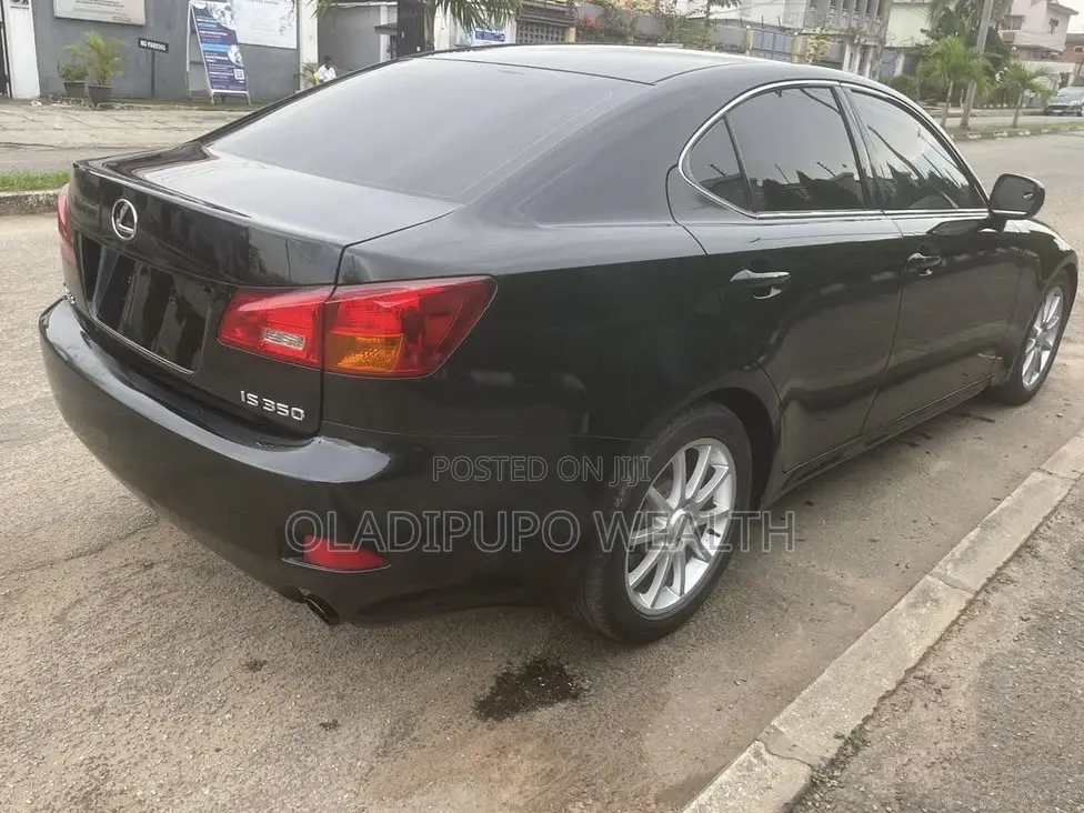 Lexus IS 2010 Gray