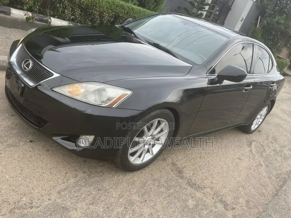 Lexus IS 2010 Gray