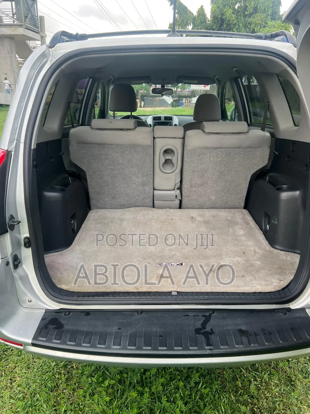 Toyota RAV4 2011 Silver