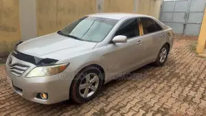Toyota Camry 2008 Silver