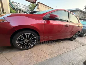 Toyota Corolla 2014 Red