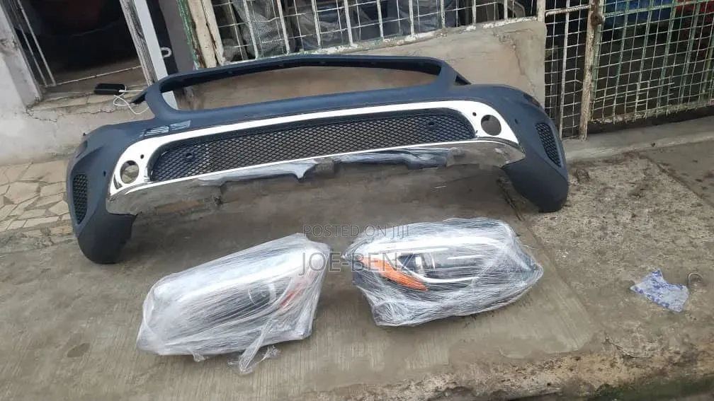 Gla250 Front Bumper Light