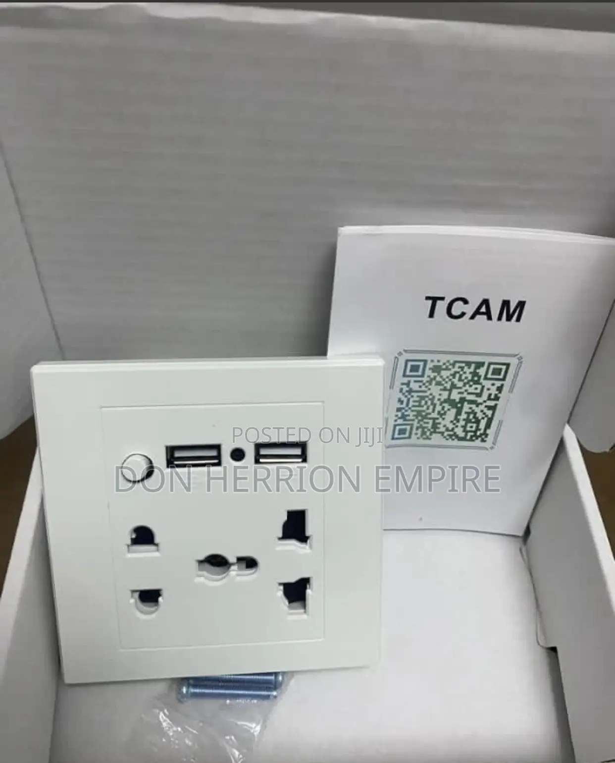 Spy Socket Camera