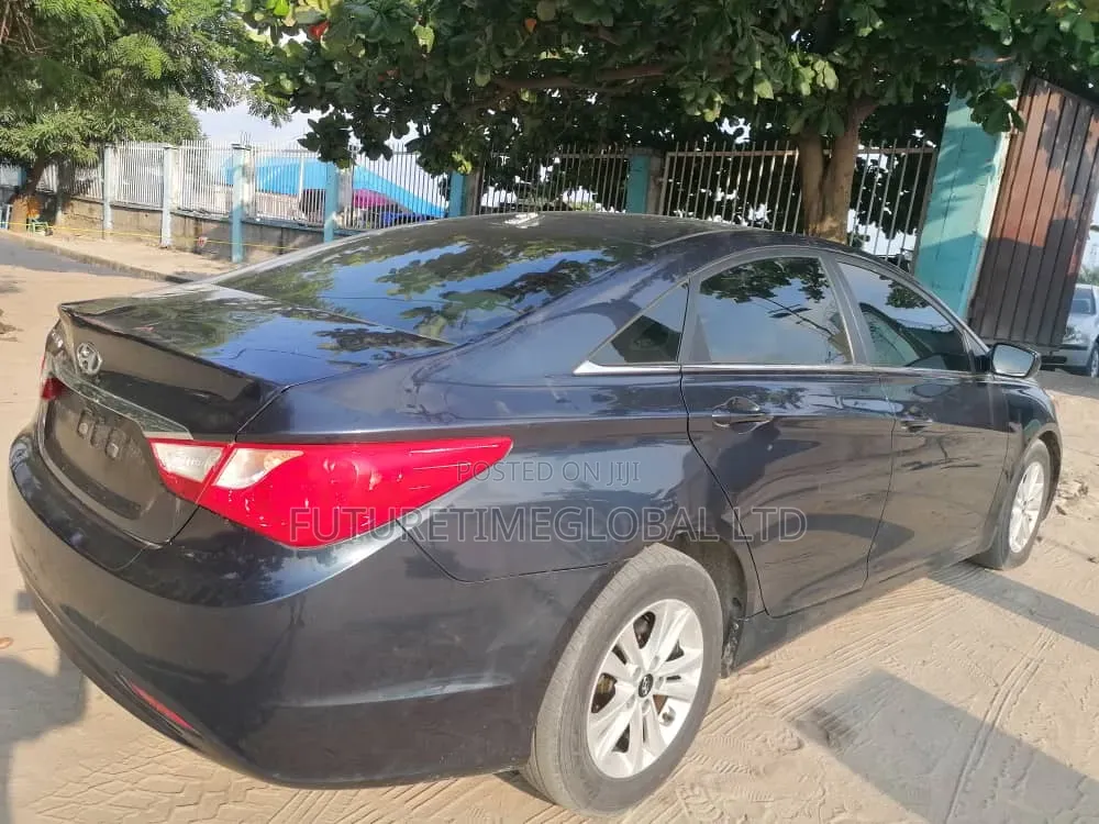 Hyundai Sonata 2013 Black