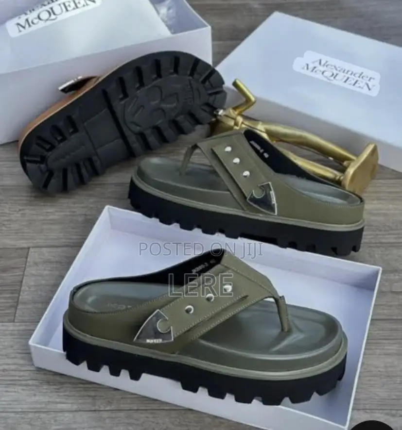 Men’S Slides