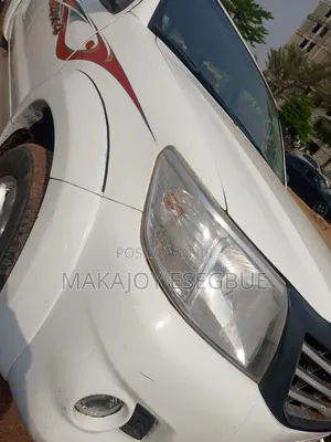 Toyota Hilux 2013 Orange