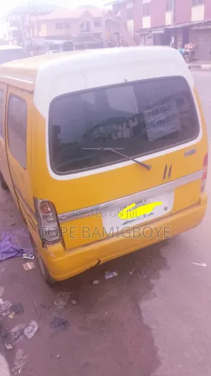Suzuki APV Minibus 2012 Yellow