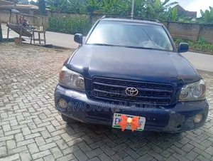 Toyota Highlander 2004 Blue