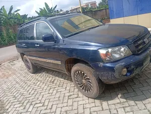 Toyota Highlander 2004 Blue