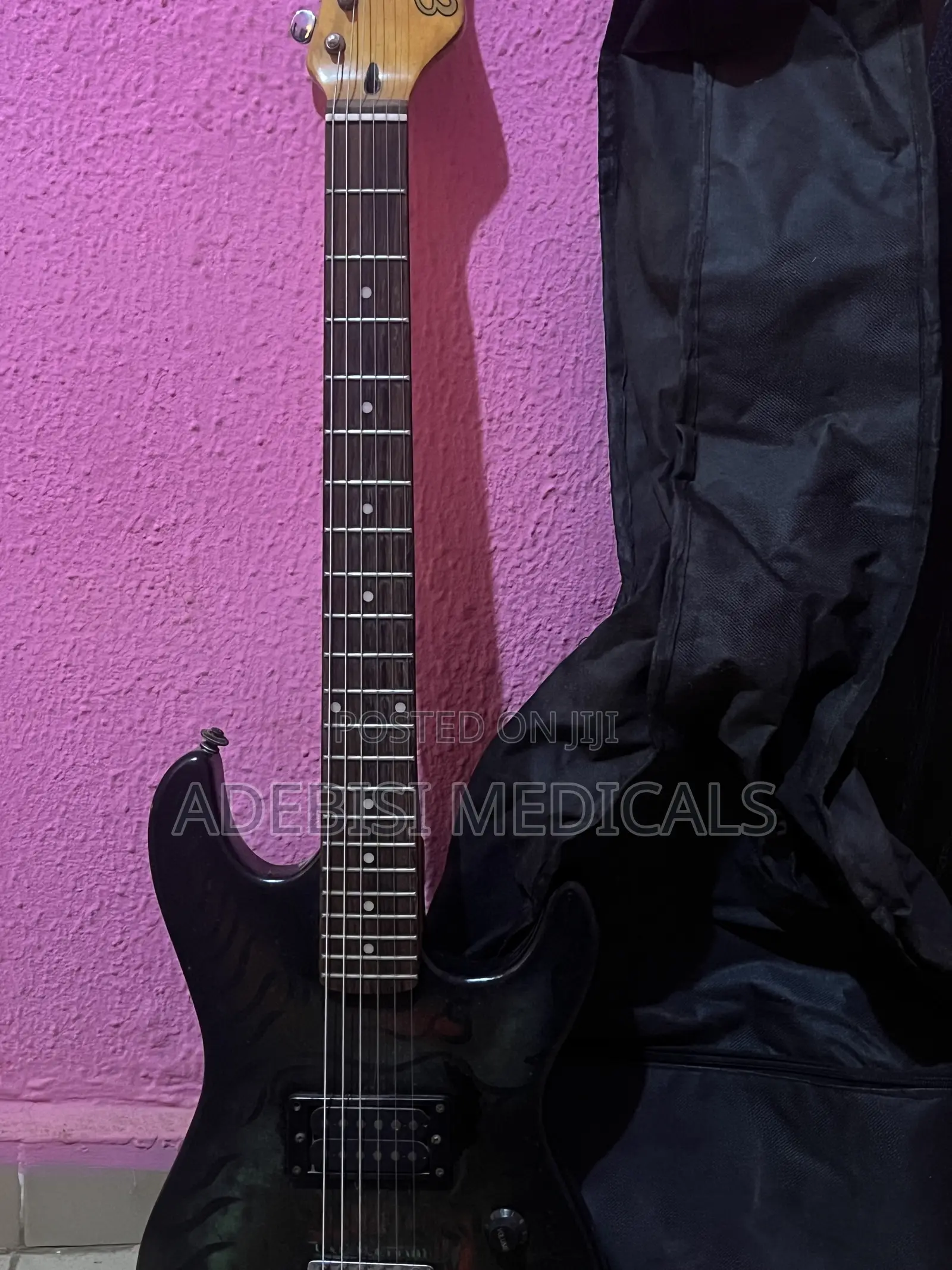 Guitar/Effect Pedal