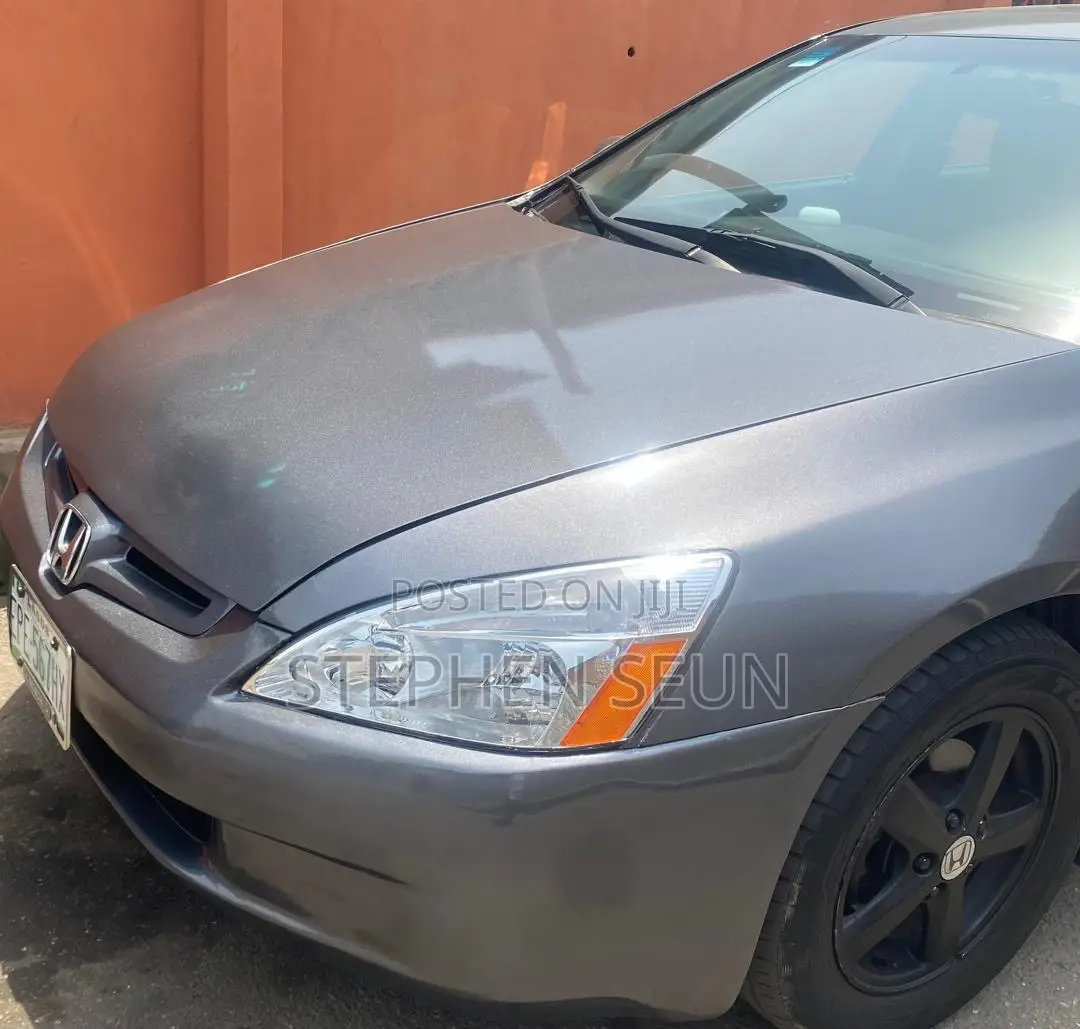 Honda Accord Automatic 2005 Gray
