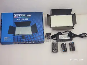 Led 600 Video Light With Tripod Stand