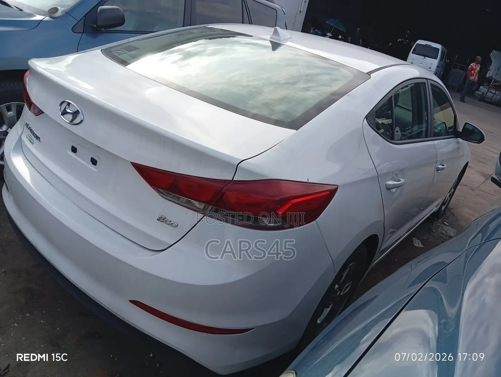 Hyundai Elantra 2017 White