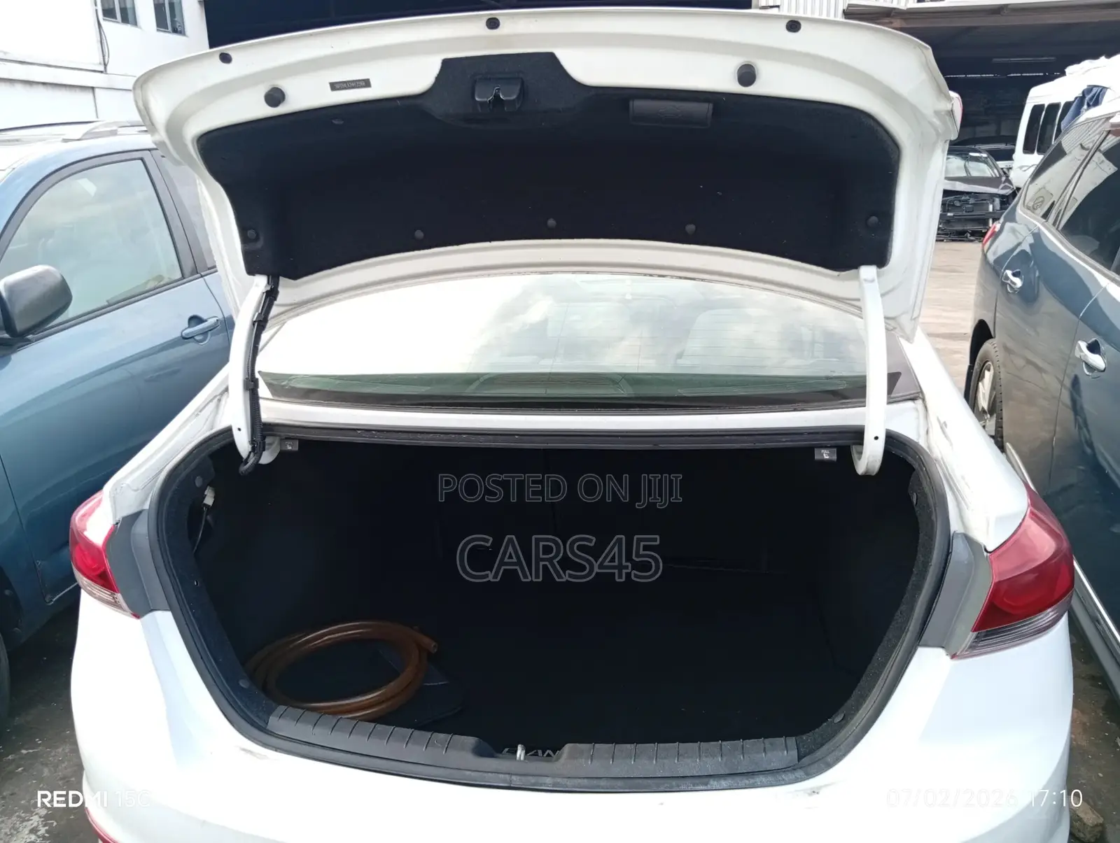 Hyundai Elantra 2017 White