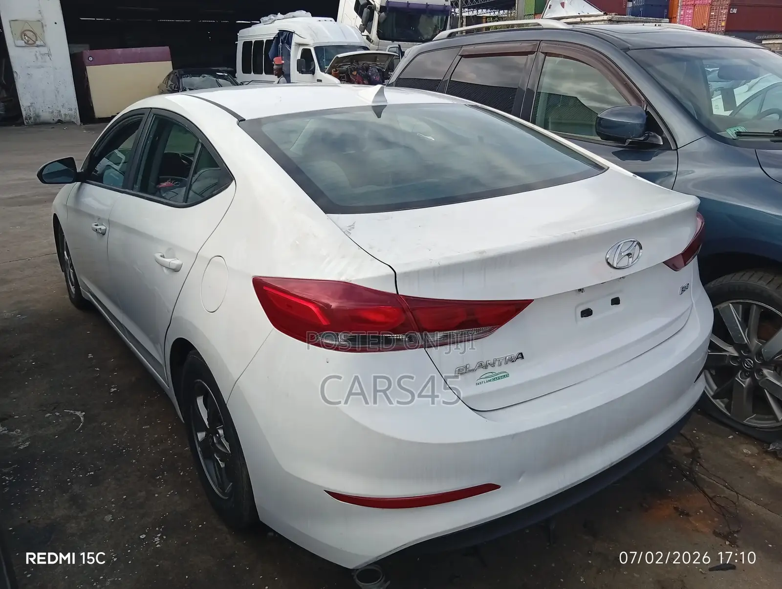 Hyundai Elantra 2017 White
