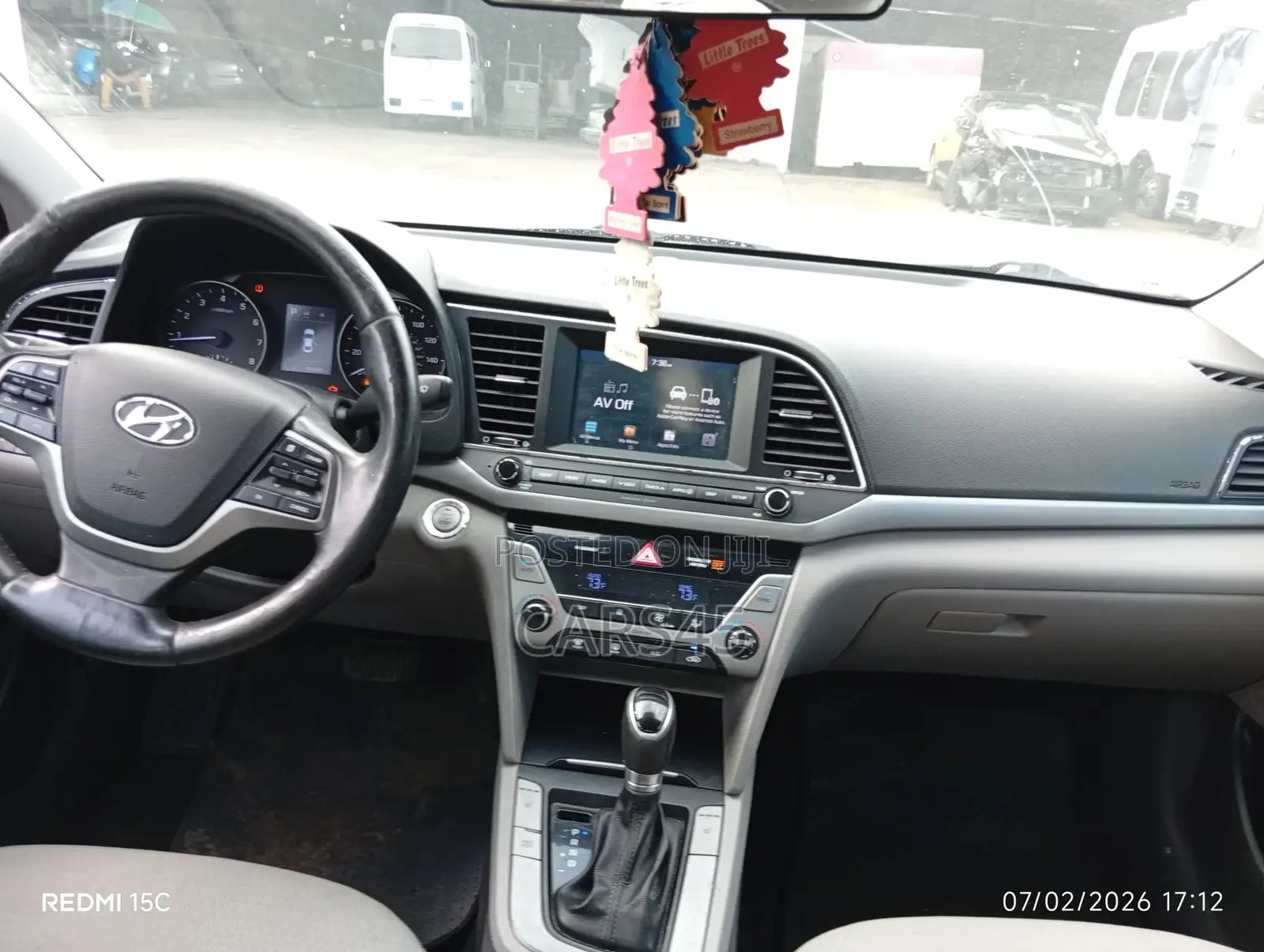 Hyundai Elantra 2017 White