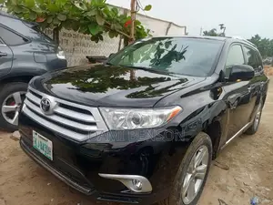 Toyota Highlander Limited 2012 Black