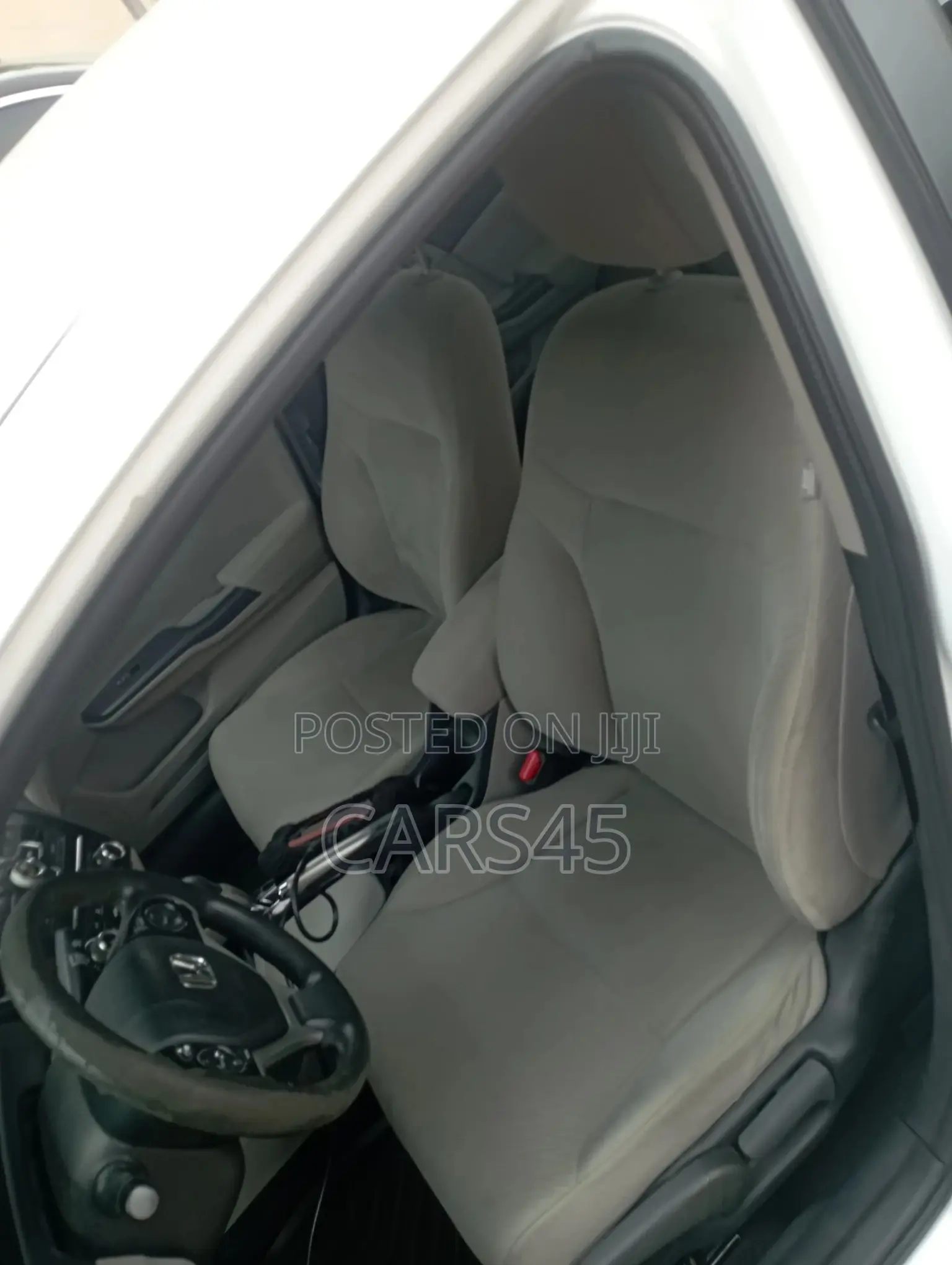 Honda Civic 2013 White