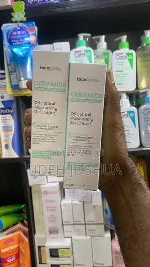 Facefact Oil Control