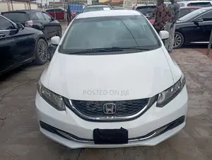 Honda Civic 2013 White