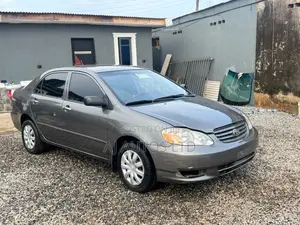 Toyota Corolla 2005 Gray