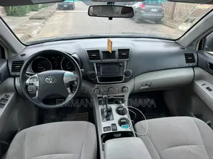 Toyota Highlander 2013