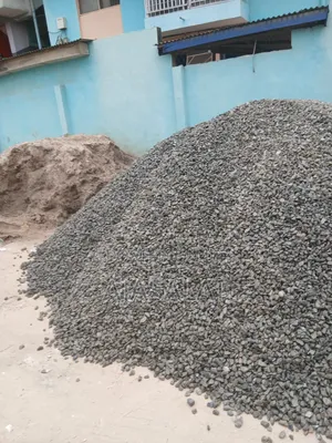1/2 30 Tons of Granite and Sharp Sand
