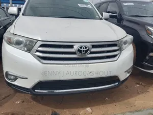 Toyota Highlander 2013 White