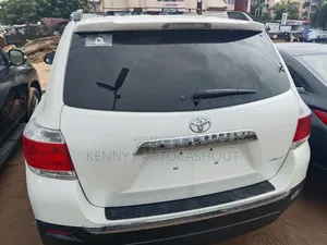 Toyota Highlander 2013 White