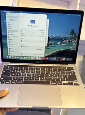 Laptop Apple MacBook Pro 2021 M1 8GB Apple M1 Pro SSD 256GB