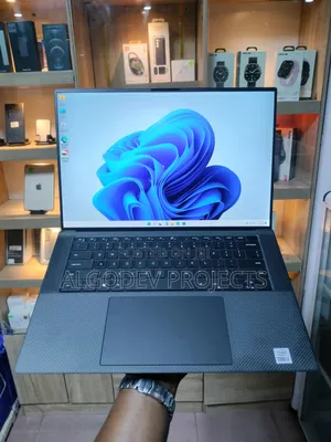 Laptop Dell Precision 5550 32GB Intel Core i7 SSD 1T