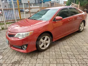 Toyota Camry 2014 Red