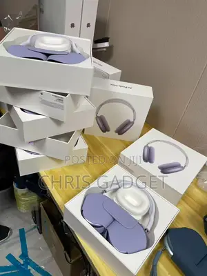Open Box Airpod Max 2