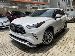 Toyota Highlander 2023 White