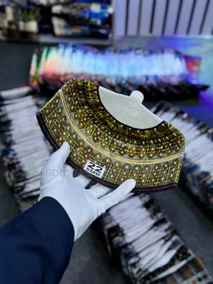 Tánganran Caps