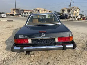Mercedes-Benz SL-Class 1988 Blue