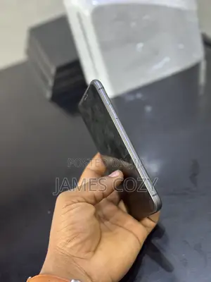 Apple iPhone 11 64 GB Black