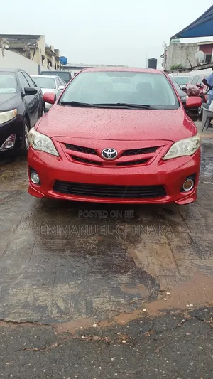 Toyota Corolla 2013 Red
