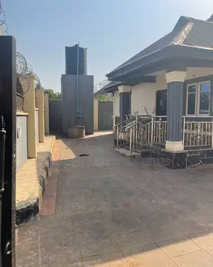3bdrm Bungalow in Oda Estate, Akure for sale