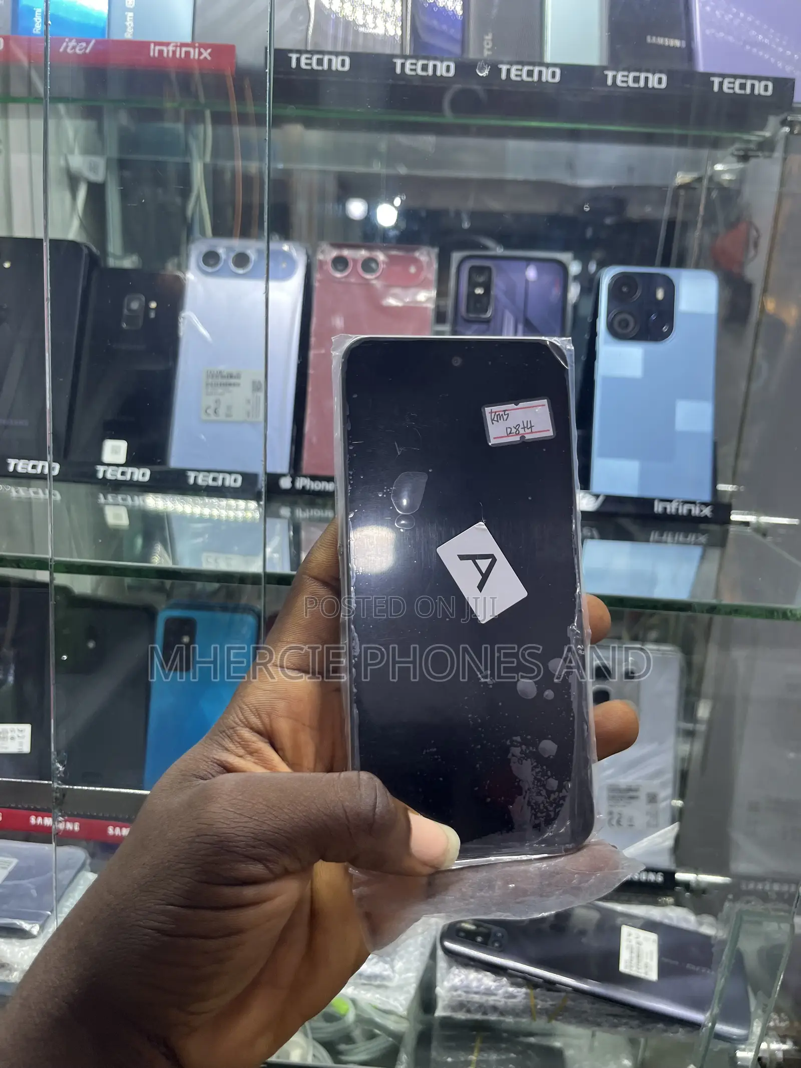Tecno Spark 40 128 GB Silver