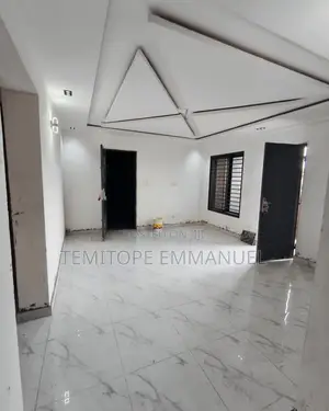 Furnished 2bdrm Apartment in Yaba for sale