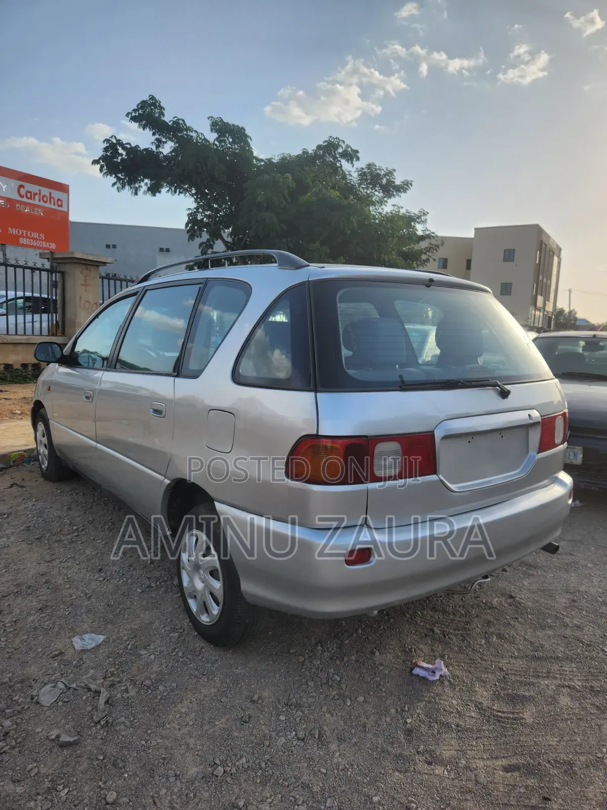 Toyota Picnic 2000 Silver