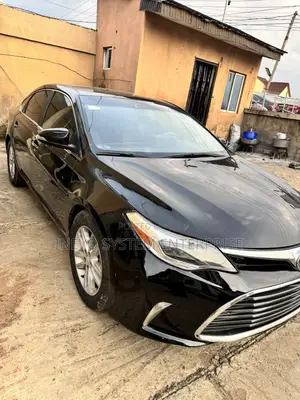 Toyota Avalon XLE 4dr Sedan (3.5L 6cyl 6A) 2014 Black