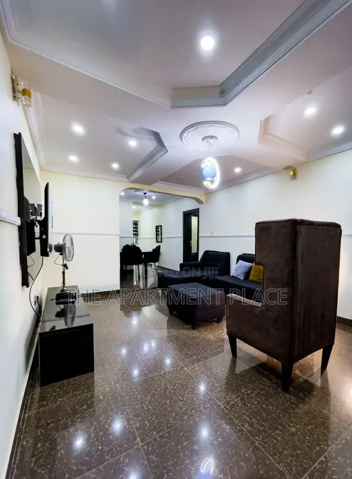 Serviced Apartment