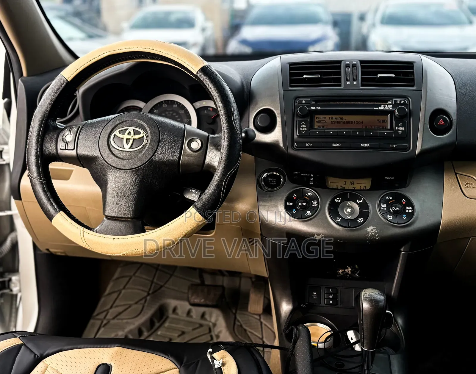 Toyota RAV4 2012 White