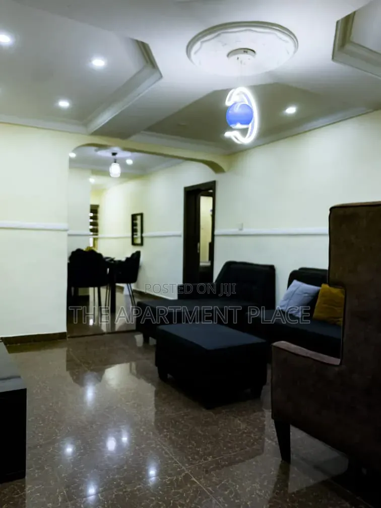 Serviced Apartment