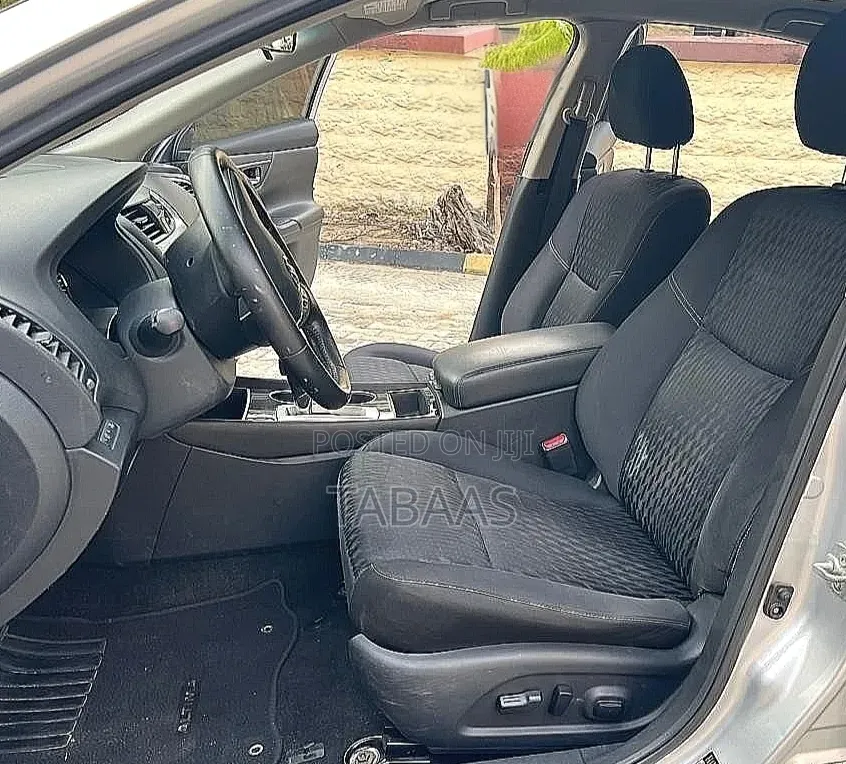 Nissan Altima 2018 Silver
