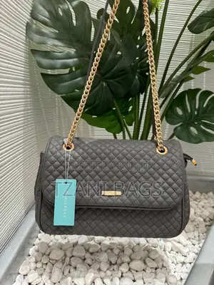 Chrisrosy Handbag