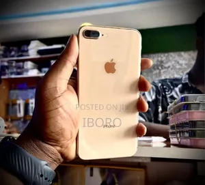 Apple iPhone 8 Plus 64 GB Gold