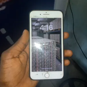 Apple iPhone 8 Plus 64 GB Gold